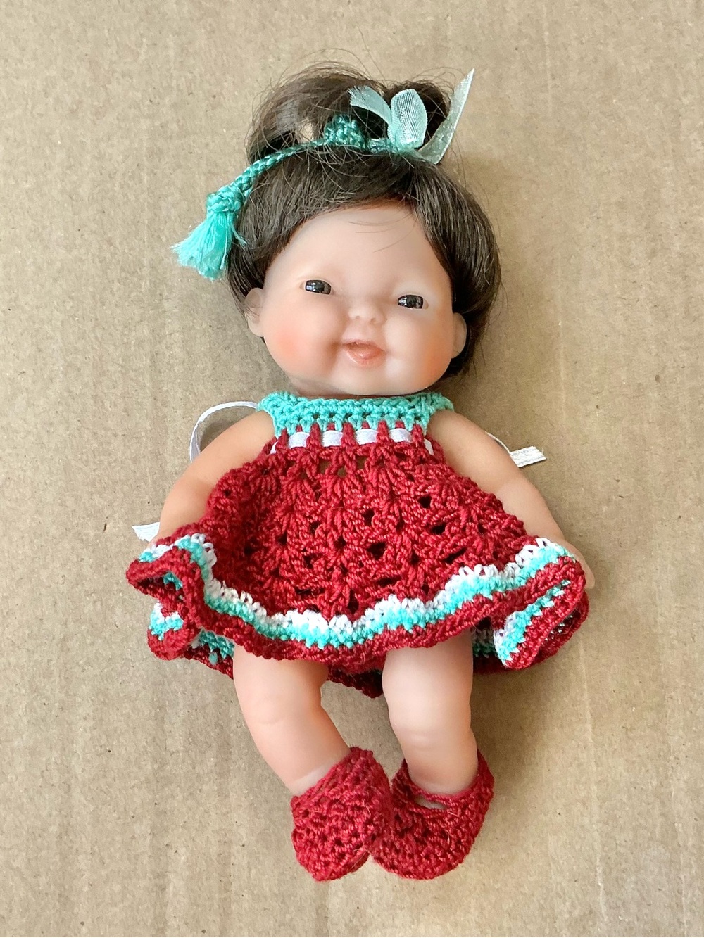 Berenguer baby doll 5” itty bitty dressed in handmade crochet outfit
